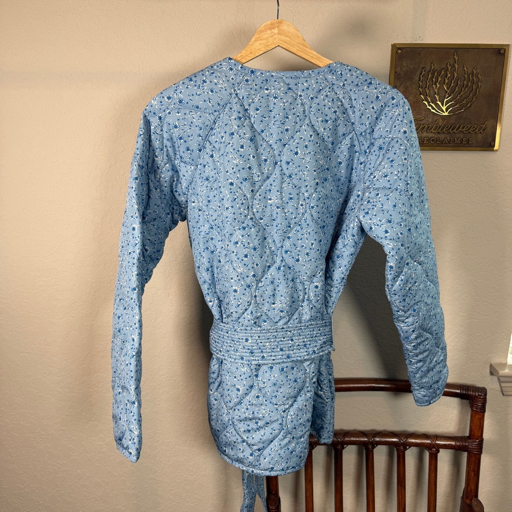 UNTUCKit For Her Womens Quilted Floral Belted Jacket Blue Medium Collarless - Picture 7 of 8